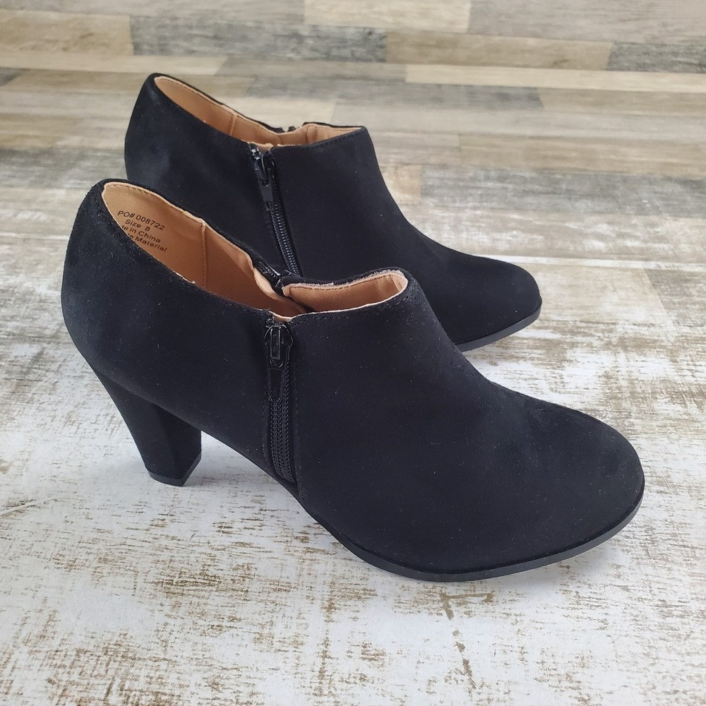 Journee Collection Sanzi Womens Bootie Sz 8 Black Suede Dual Zipper Almond Toe